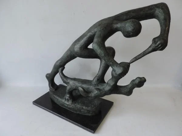 Figura em Bronze Patinado — acervo real